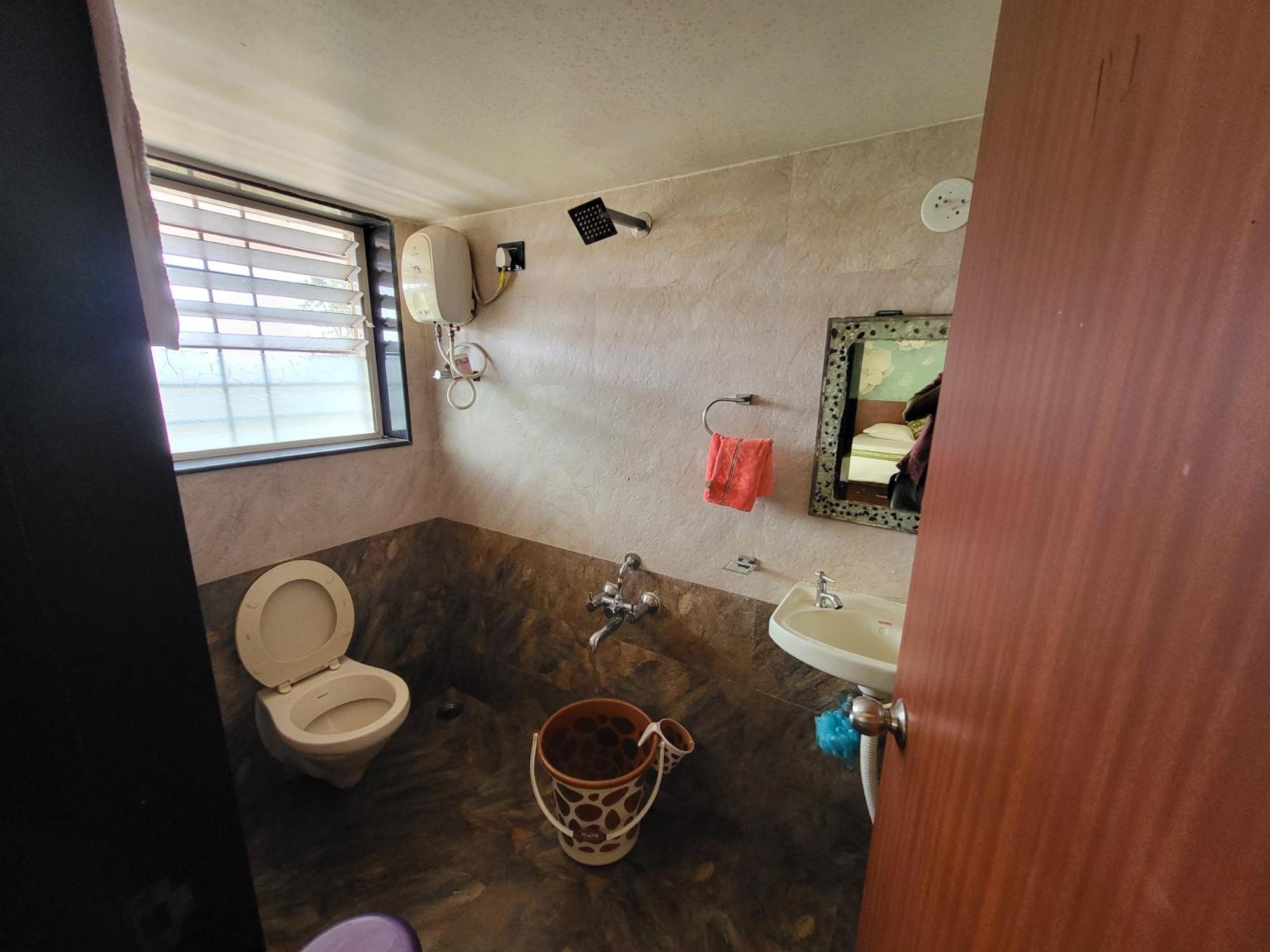 Paras Holiday Home Сатара Экстерьер фото